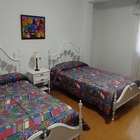 Apartamentos Orillamar 오그로브 객실 사진